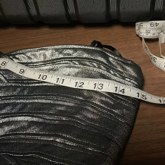 Beautiful cocktail dress - Picture 7 of 9